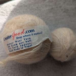 🧶 Mohair Wool Yarn in Cream Light Pink Beige 4.7 Oz.